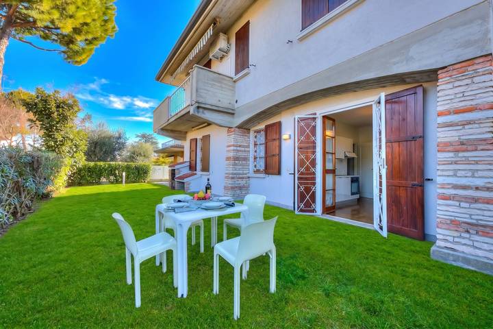Ferienwohnung für 4 Personen, mit Terrasse in Sirmione