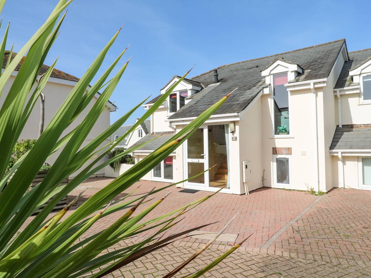 The Beach House in Porth, Newquay