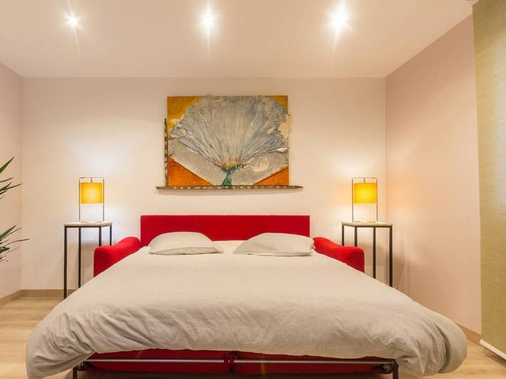 Geräumiges Zimmer mit privatem Pool und Wlan, nahe Bourdon-See in Saint-Amand-en-Puisaye, Nièvre