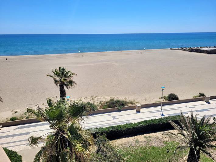 Gîte pour 6 personnes, avec piscine et terrasse à Canet-en-Roussillon - 2