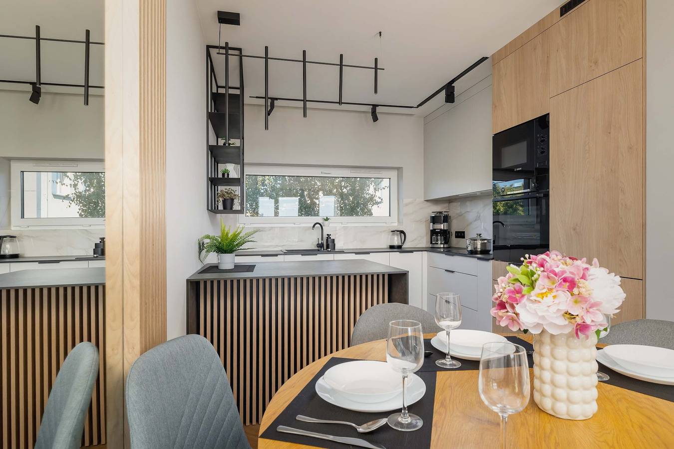 Ganze Wohnung, Air-conditioned Apartment | 2 Bedrooms, Parking, Workspace in Tichau, Schlesien