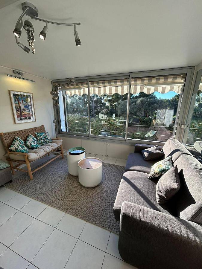 Gîte pour 4 personnes, avec piscine dans Plage des Engraviers - 2