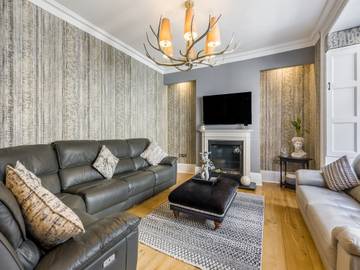 Holiday Rental for 14 People in Bridgnorth, Shropshire, Photo 1