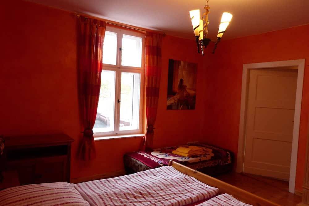 Ganze Wohnung, Ferienwohnung/App. für 3 Gäste mit 40m² in Hennickendorf in Hennickendorf, Rüdersdorf bei Berlin
