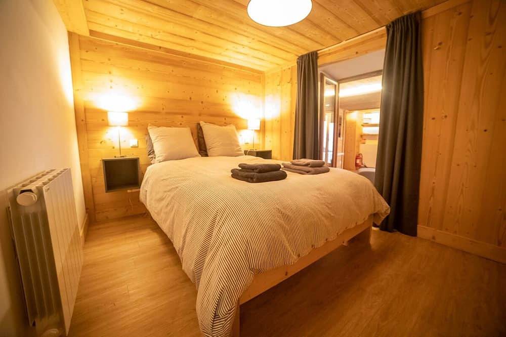 Chalet 22 pers. ski in / uit. Ideale locatie. Grote zonnige terrassen. in Montgenèvre, Briançon en omgeving