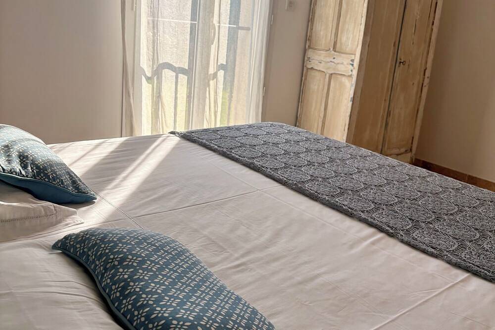 Farniente in Valloncourt in Cheval-Blanc, Parc naturel régional du Luberon