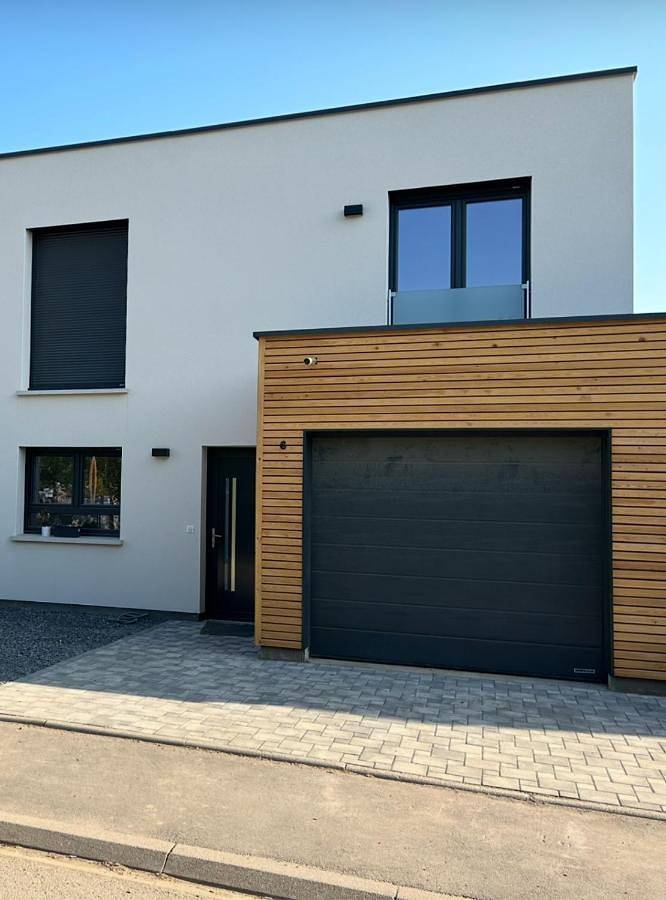 Villa pour 8 personnes, avec Balcon et Jacuzzi ainsi que Terrasse et Jardin