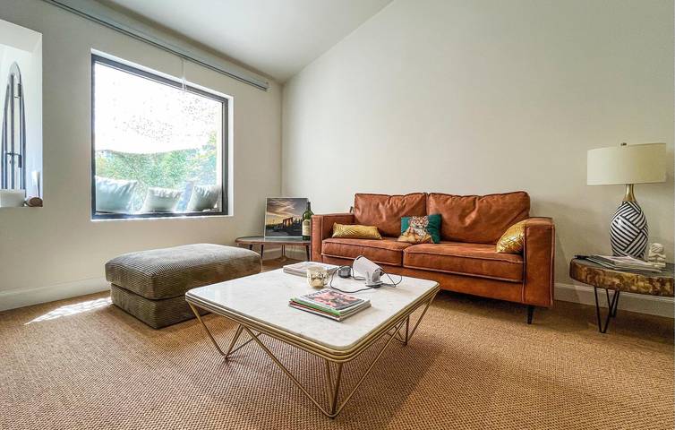 Location de vacances pour 10 personnes, avec jardin et piscine ainsi que jacuzzi et terrasse à Les Baux-de-Provence - 3