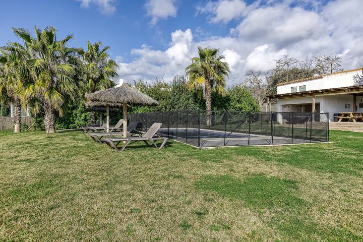 Vakantieappartement voor 7 personen, with Balkon and Whirlpool as well as Tuin and Kinderzwembad in Platja d'Aro