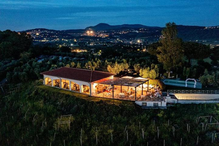 Agriturismo per 4 persone, con piscina e giardino nonché panorama ai Castelli Romani