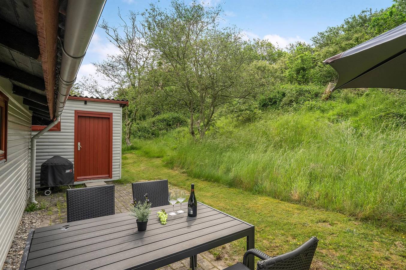 Pet friendly home in Glesborg with house sea view in Bønnerup Strand, Glesborg