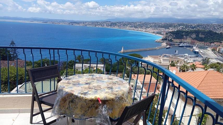 Maison d’hôte pour 2 personnes, avec Terrasse ainsi que Jardin et Vue à Nice - 2