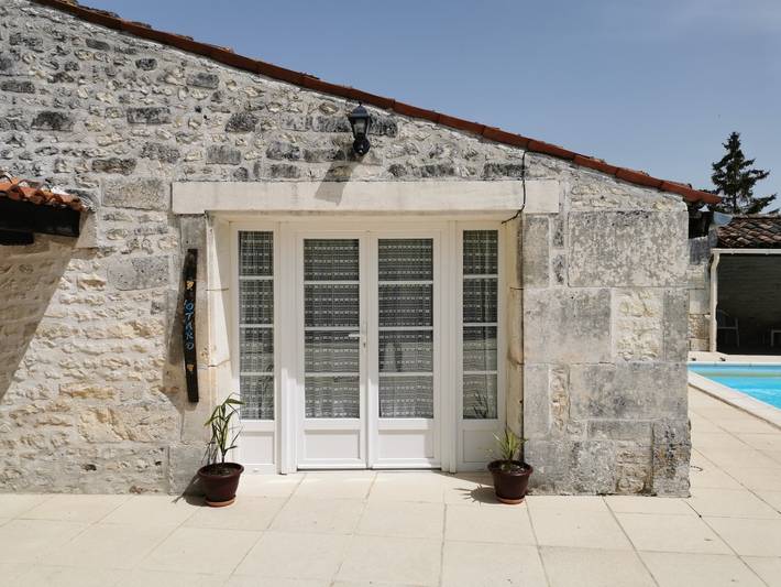 Gîte pour 2 personnes, avec piscine