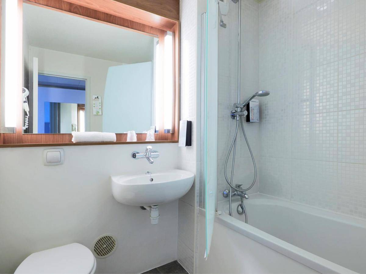 Double Room in Dreux, Région de Dreux