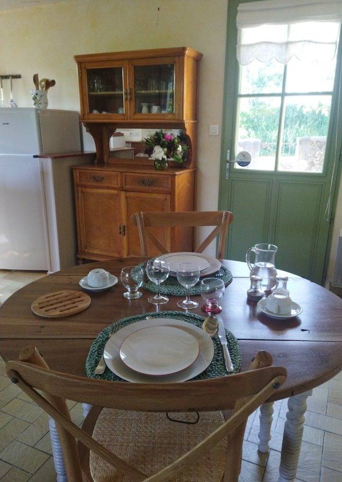 Gîte pour 2 personnes, avec jardin et terrasse à Vienne (France) - 4