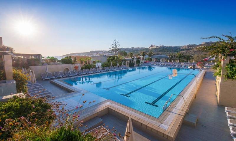 Bungalow für 6 Personen, mit Whirlpool und Terrasse sowie Garten und Kinderpool auf Malta