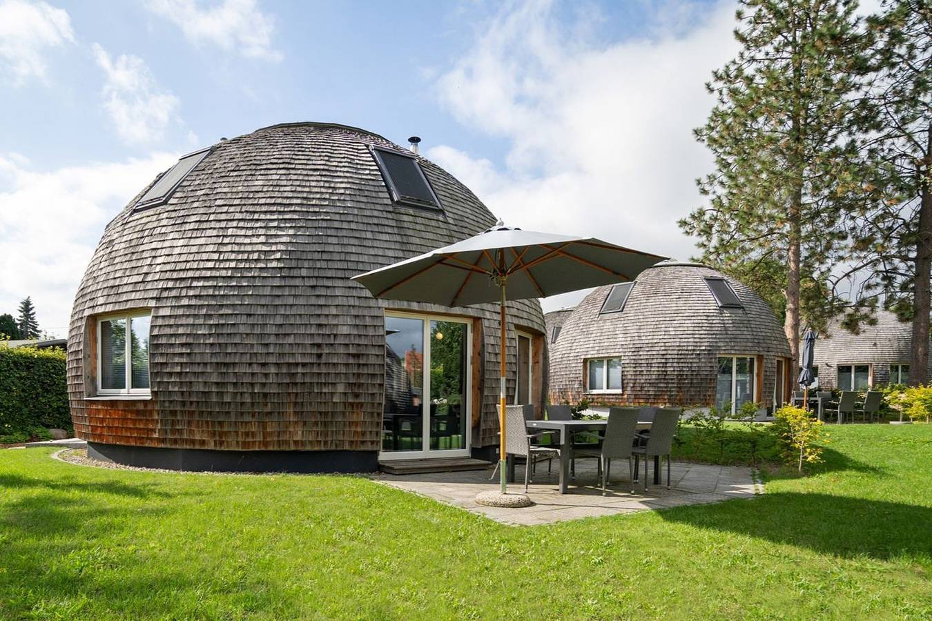 Kugelhaus Chiara – Kamin, Sauna, 1,5 Bäder & Terrasse am Tollensesee in Tollensesee, Penzlin