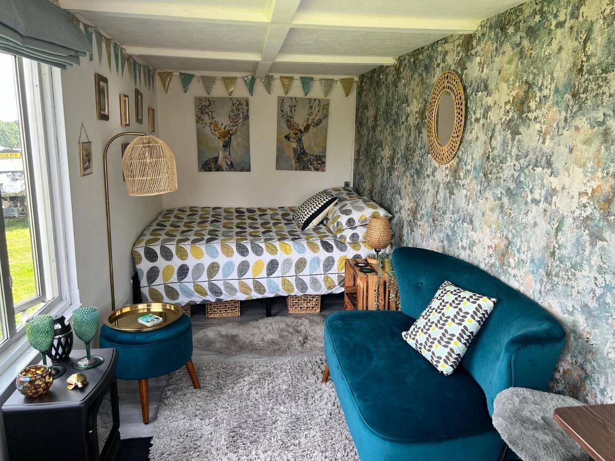 Double Room in Aston Clinton, Chiltern Hills