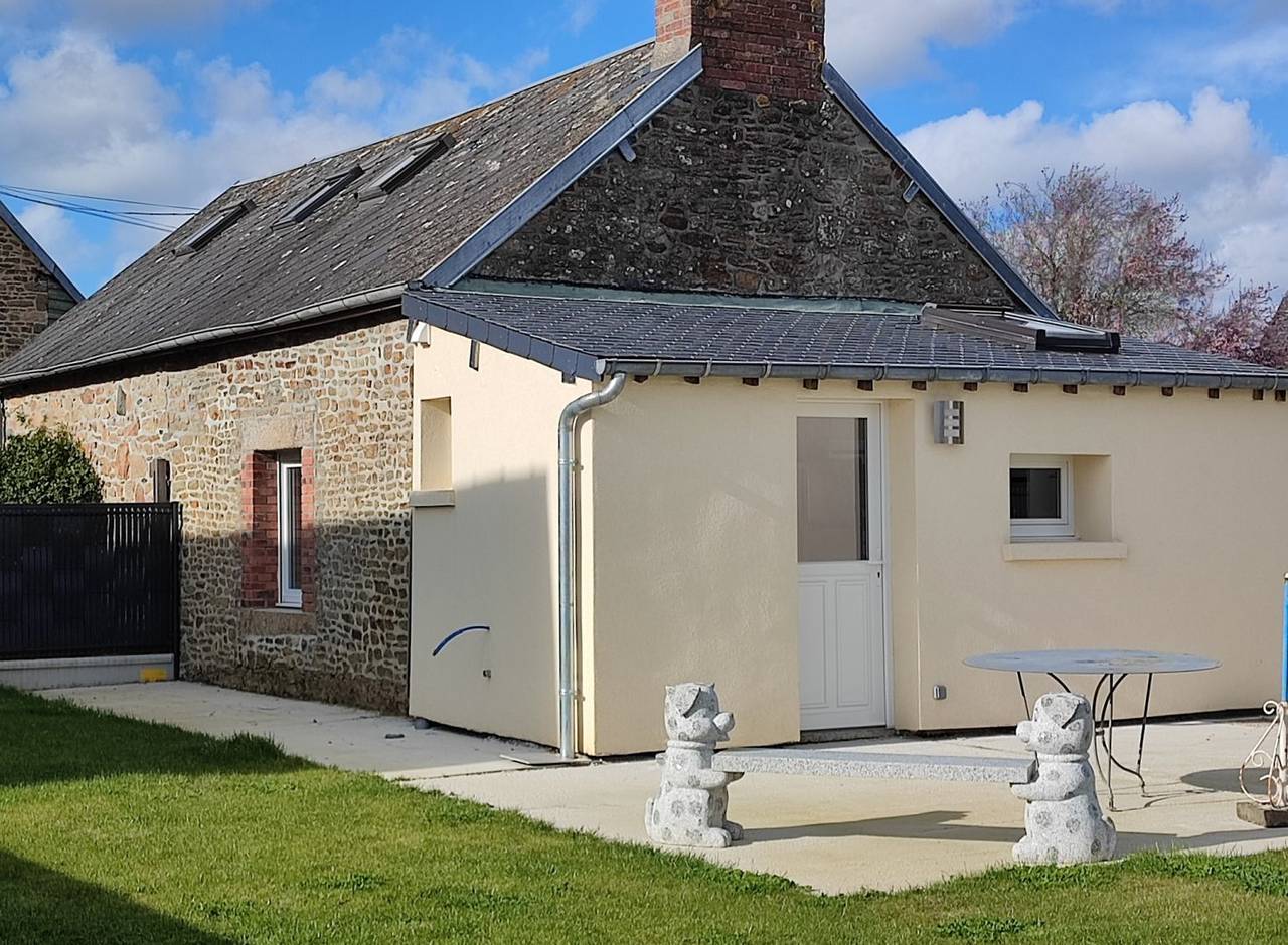 Gîte de Cantilly Baie du Mt St Michel tourisme 3 étoiles *** in Bacilly, Baie du Mont-Saint-Michel
