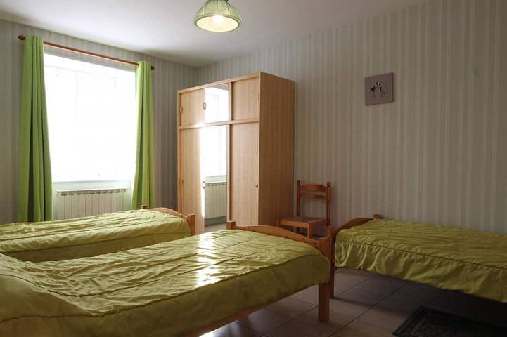 Gîte pour 5 personnes, avec jardin dans Néville-sur-Mer - 4