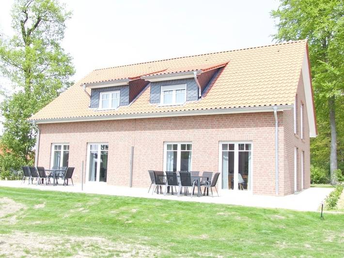 Ferienhaus für 12 Personen, mit Terrasse und Garten in Walsrode - 3
