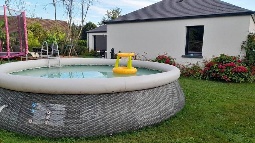 Location de vacances pour 8 personnes, avec jardin et piscine à Sillé-le-Philippe - 3