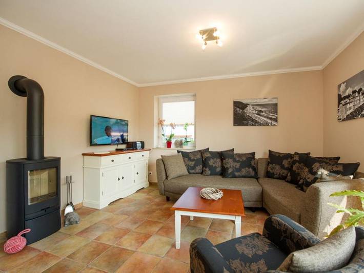 Ferienhaus für 4 Personen, mit Sauna und Ausblick sowie Seeblick und Terrasse in Sellin - 3