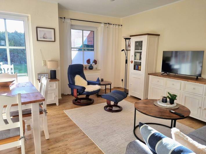 Ferienwohnung für 3 Personen, mit Terrasse und Garten in Horumersiel