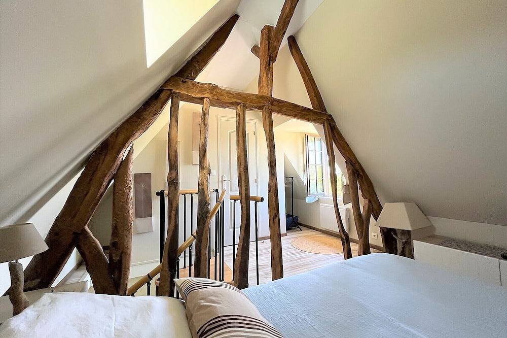 Gîte Marguerite - \"Pétale\", vue à 360°, 5mn du Cerza, 30mn de Deauville - Sauna in Hermival-les-Vaux, Région de Lisieux