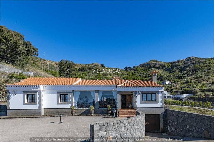 Casa rural para 8 personas, con terraza y jardín además de piscina y jacuzzi en Vega de San Mateo - 2