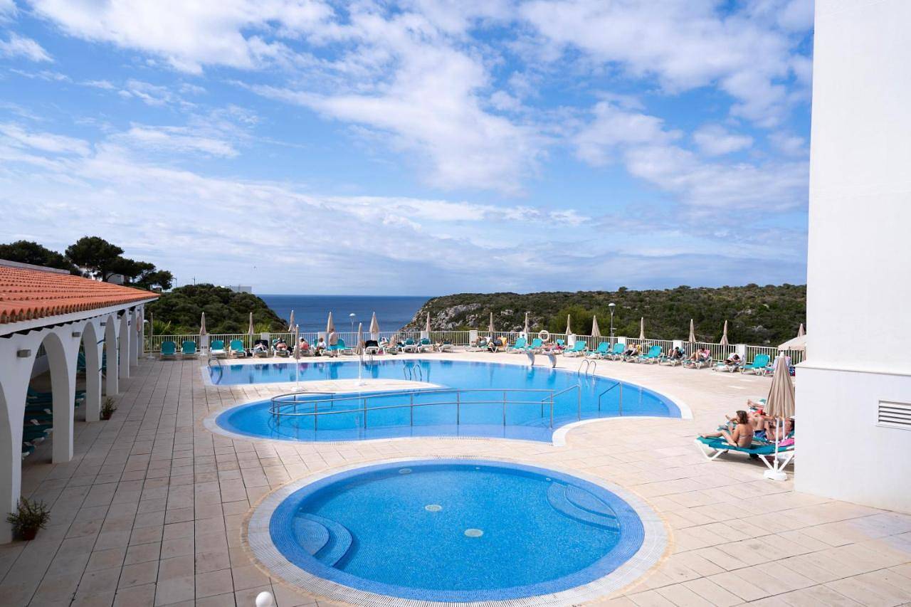 Bluesea Playa Azul in Cala en Porter, Município de Alaior