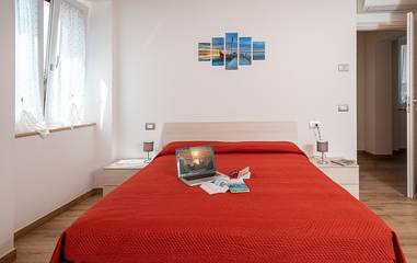 Holiday Rental for 4 People in Bardolino, Garda Mountains, Photo 1