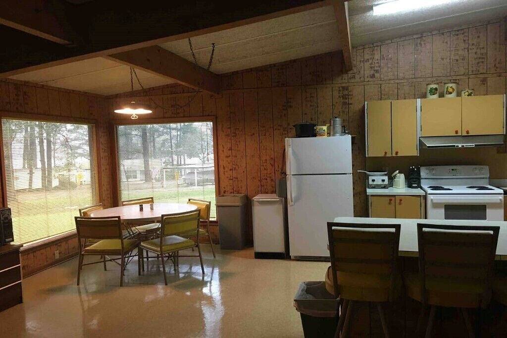 Schöne Hütte in der Nähe von Turtle Beach Lodge-Toledobend See-Angeln in Toledo Bend Reservoir