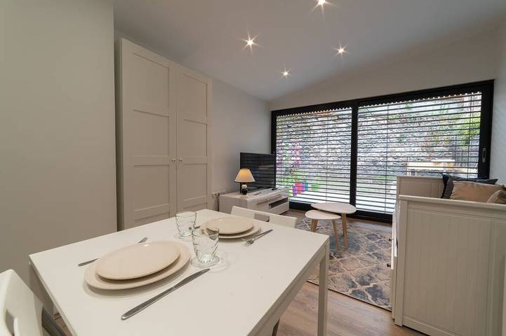 Appartement entier, Studio neuf au calme à 2min du centre ville 20 min de Colmar, in Guebwiller, Parc naturel régional des Ballons des Vosges