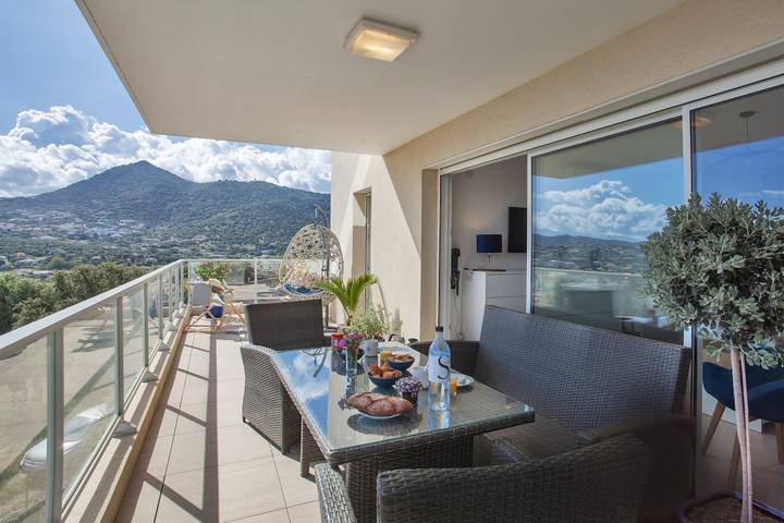 Ferienwohnung für 4 Personen, mit Terrasse in L'Île-Rousse - 2