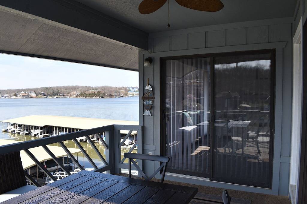 Ganze Wohnung, * Alles In Einem * Fischen, Booten, Golfen, Schwimmen, Einkaufen, Entspannen in Osage Beach, Lake of the Ozarks
