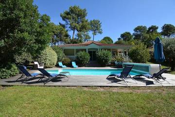 Villa pour 6 personnes, avec jacuzzi ainsi que terrasse et jardin dans Lacanau Ocean