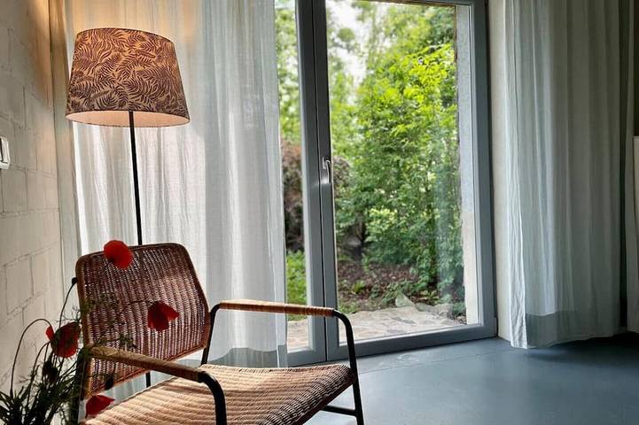 Ferienhaus für 4 Personen, mit Garten und Terrasse sowie Whirlpool in Saal