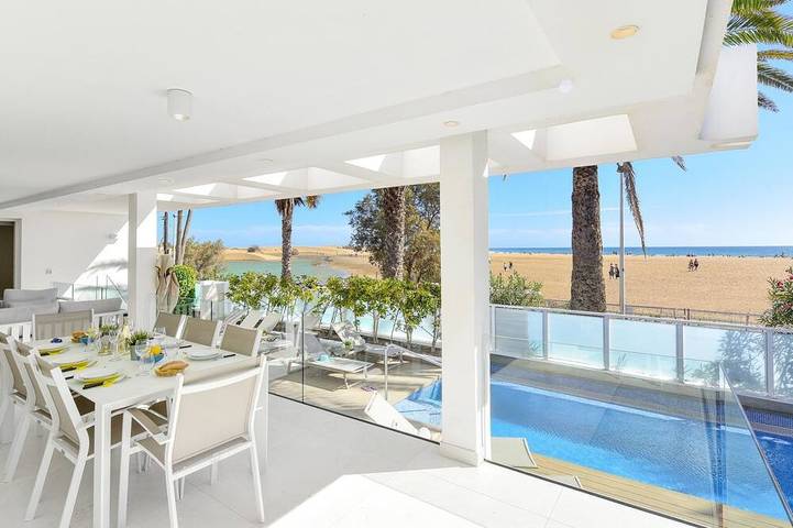 Oasis Serenity in Playa de Maspalomas, San Bartolomé de Tirajana