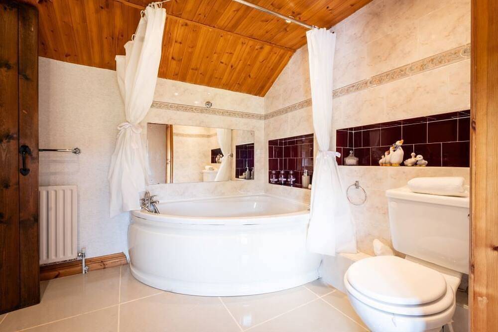 Charming Bed and Breakfast - Demelza Cottage in Cornwall