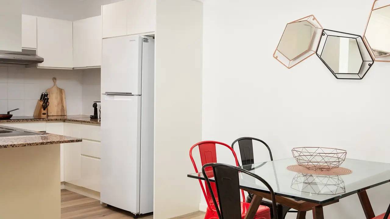 Entire holiday apartment, Holiday apartment for 5 people in Sydney, New South Wales