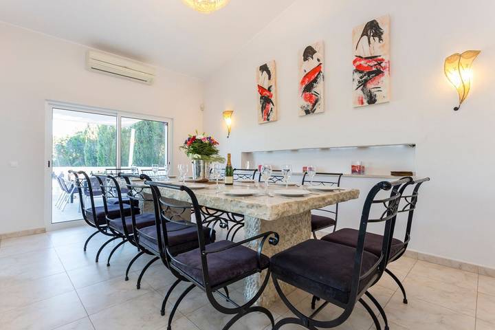 Villa pour 20 personnes, avec terrasse ainsi que sauna et jardin dans Luz - 4