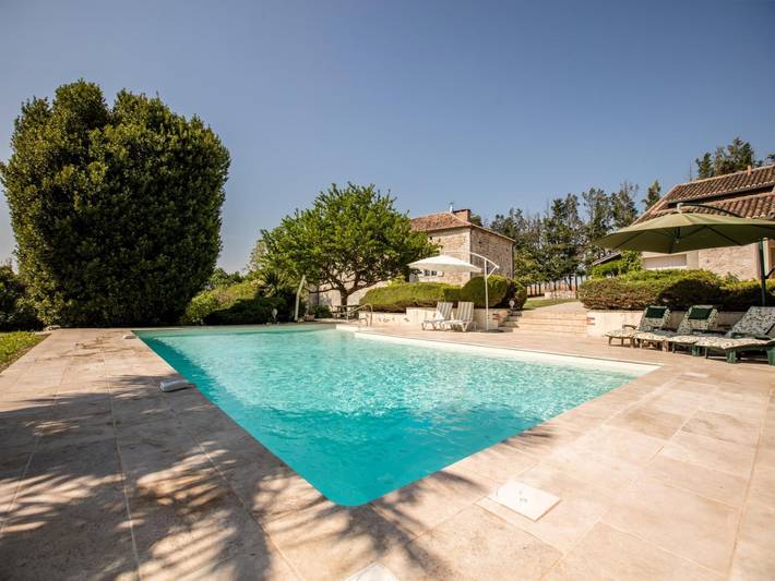 Gîte pour 5 personnes, avec piscine et jardin à Saint-Maurin