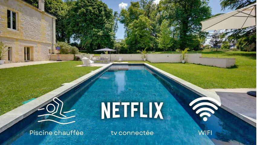 Gîte pour 2 personnes, avec vue ainsi que piscine et jardin à Tizac-de-Curton