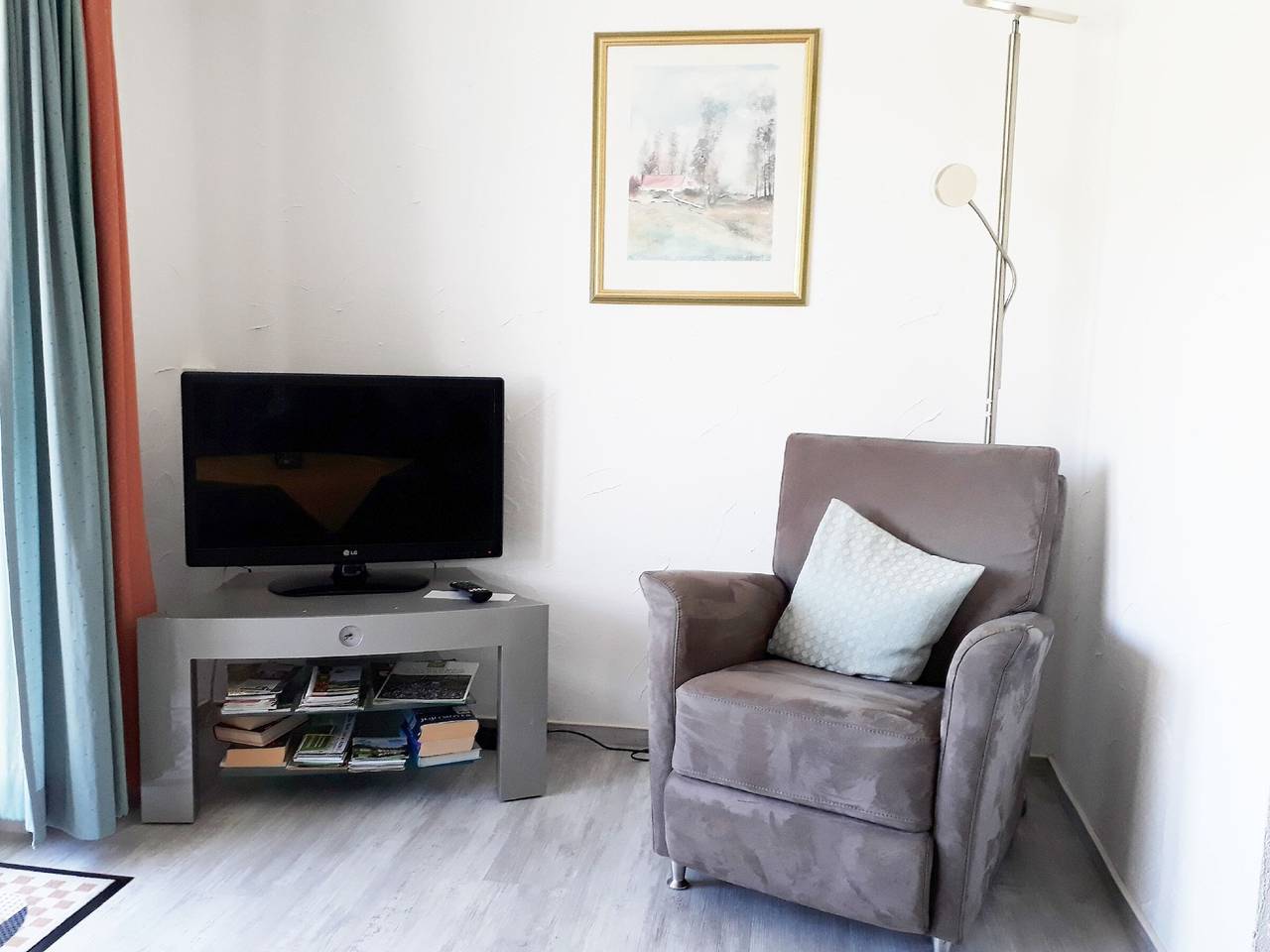 Ganze Wohnung, Ferienwohnung 3, 55 m² mit privater Terrasse, Garten und Wlan in Herscheid, Märkischer Kreis