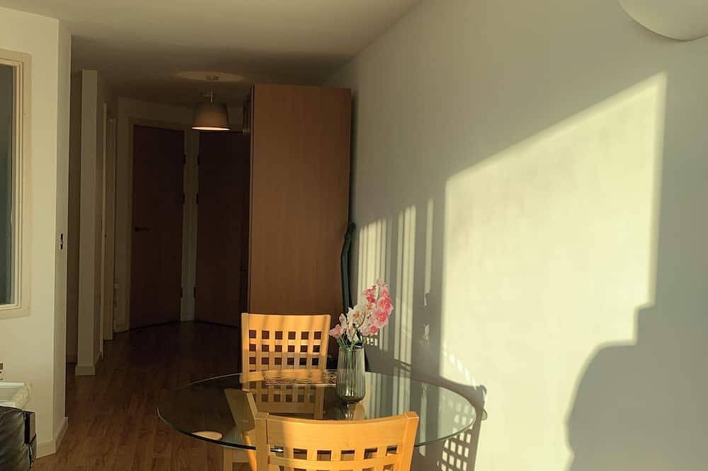 Entire apartment, Cosy Apartment with great Wi-Fi, City Centre in Nottingham, East Midlands