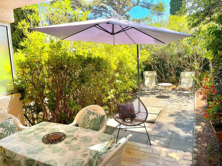 Gîte pour 4 personnes, avec vue et jardin dans Plage de Portissol - 2