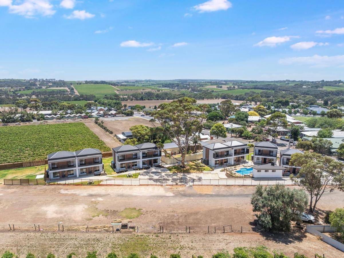 Whispering Vines in McLaren Vale, City of Onkaparinga