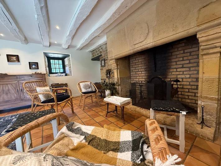 Location de vacances pour 8 personnes, avec piscine ainsi que jardin et terrasse à Saint-Paul-la-Roche - 4