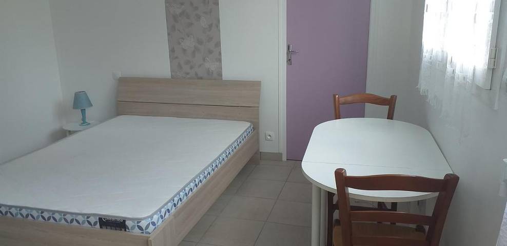 Gîte pour 2 personnes, avec terrasse et jardin à La Trinité (Manche) - 4